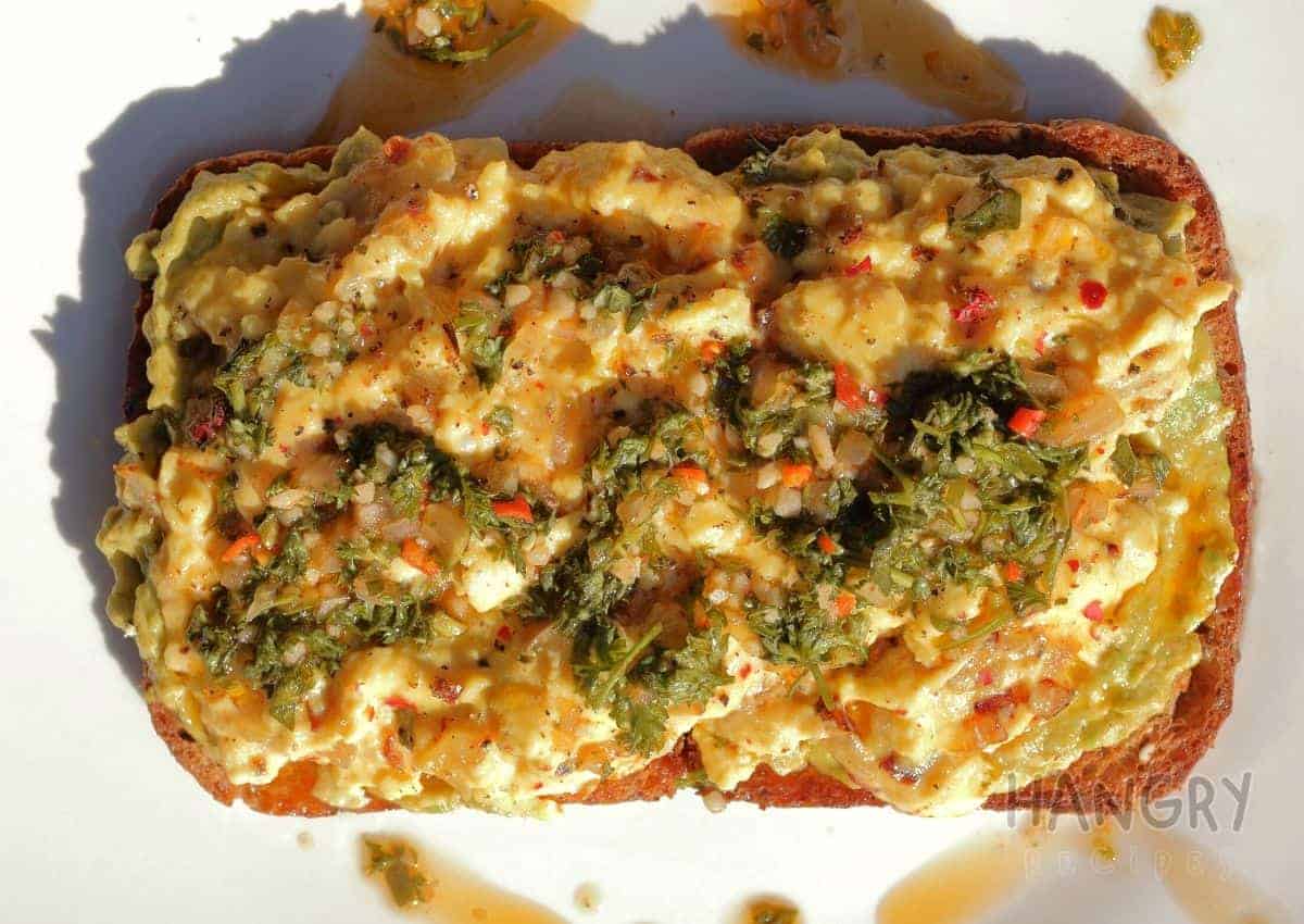 Silky Scrambled Eggs