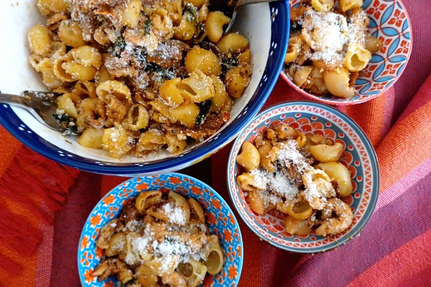 Chicken, Spinach, Tomatoes in Garlic Cream Pasta Sauce