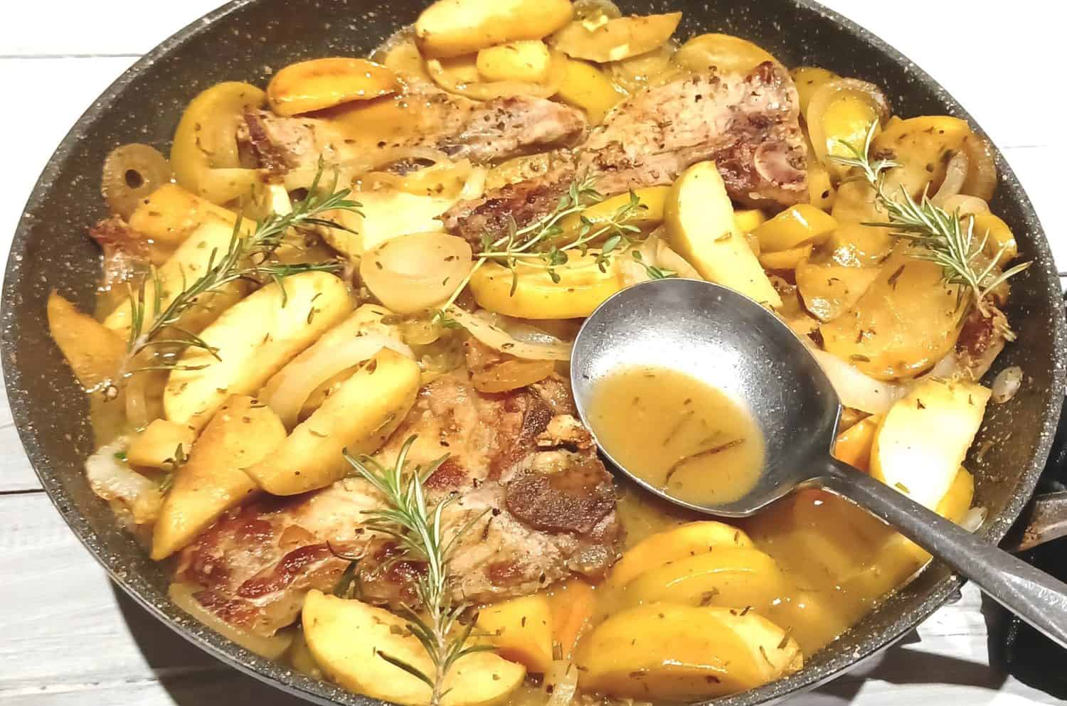 Pork Chops with Apples Recipe